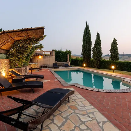 빌라 Casale Teatro 10, Emma 라이아티코