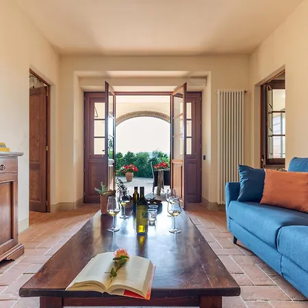 Casale Teatro 10, Emma * 라이아티코