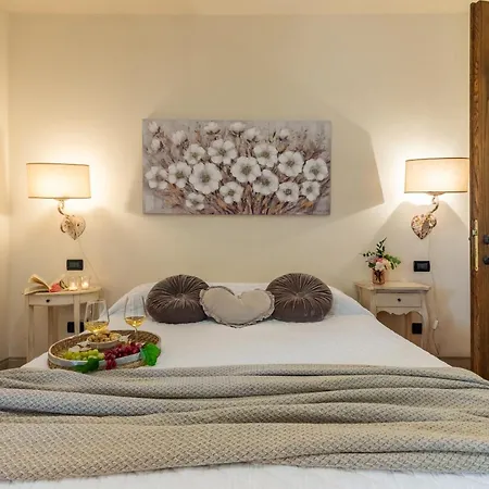 빌라 Casale Teatro 10, Emma