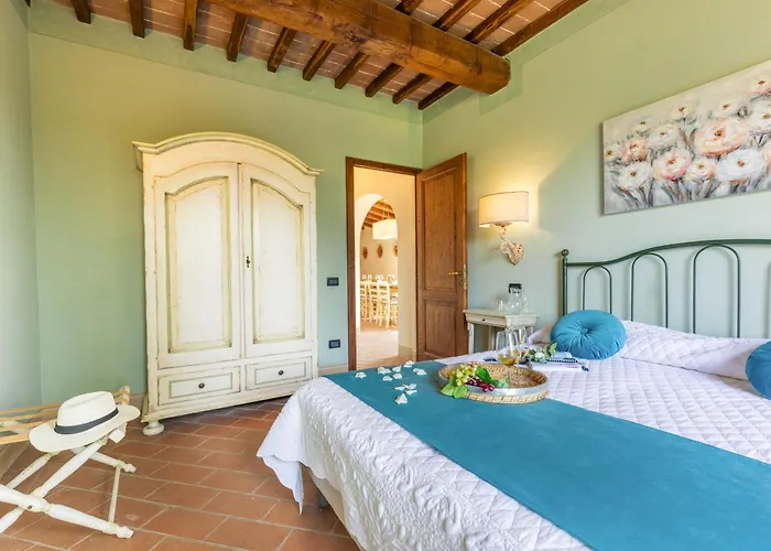 Casale Teatro 10, Emma Villa